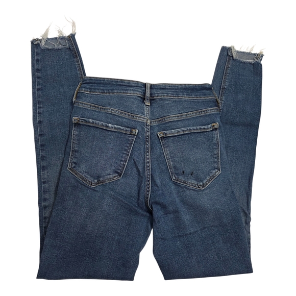 Old Navy High Rise Skinny Jeans - Size 6 - worn once - Picture 5 of 5